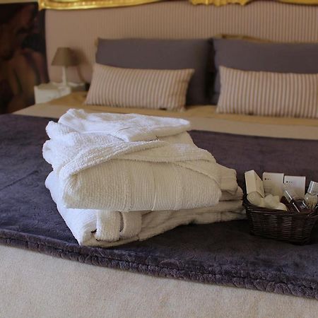 Dependance Royale Bed & Breakfast Касерта Екстериор снимка