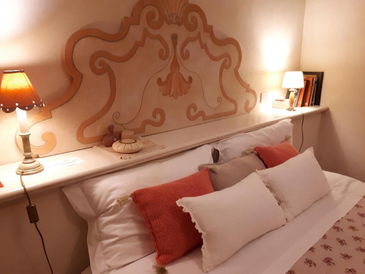 Dependance Royale Bed & Breakfast Касерта Екстериор снимка