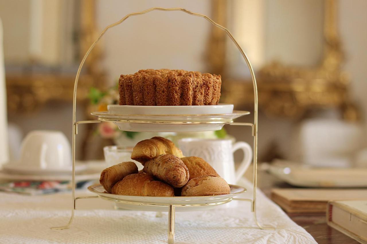 Dependance Royale Bed & Breakfast Касерта Екстериор снимка